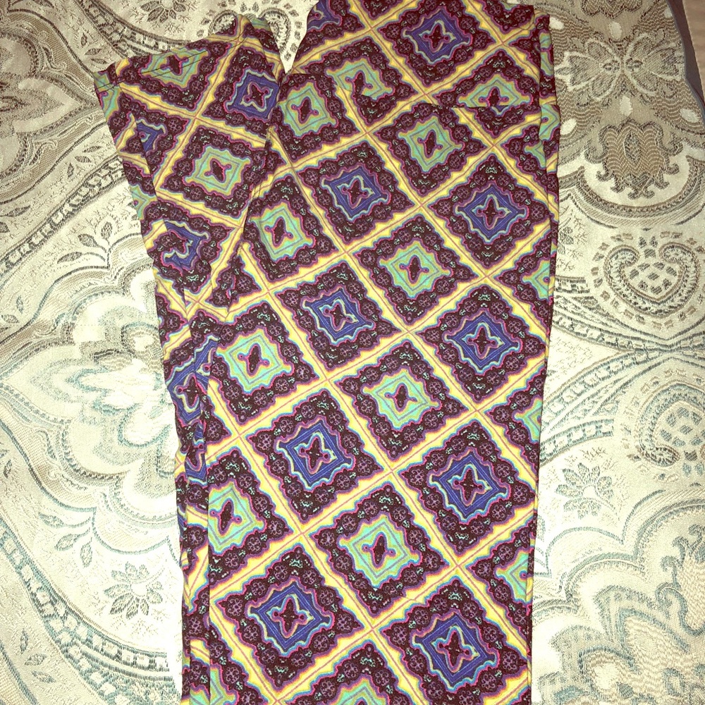 Brand new LulaRoe leggings OS